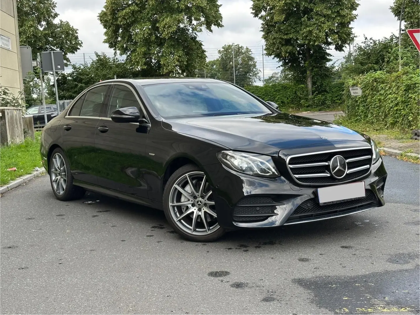 Mercedes-Benz E 220