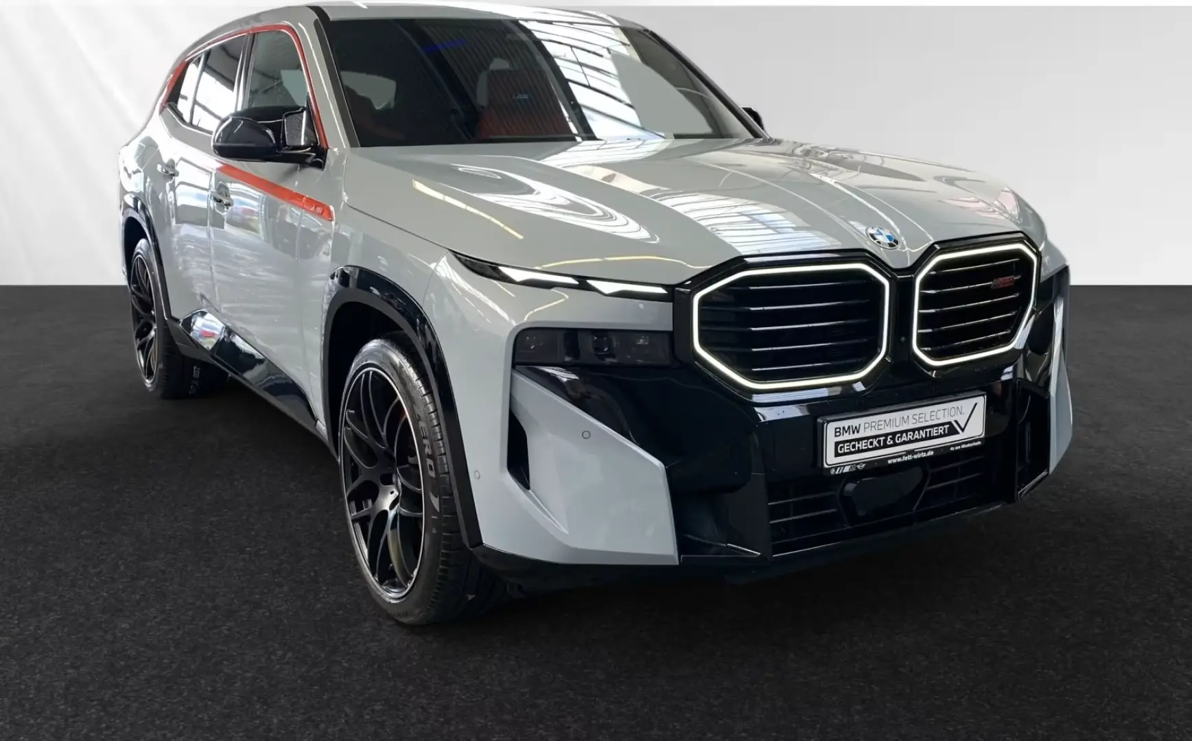 BMW Xm