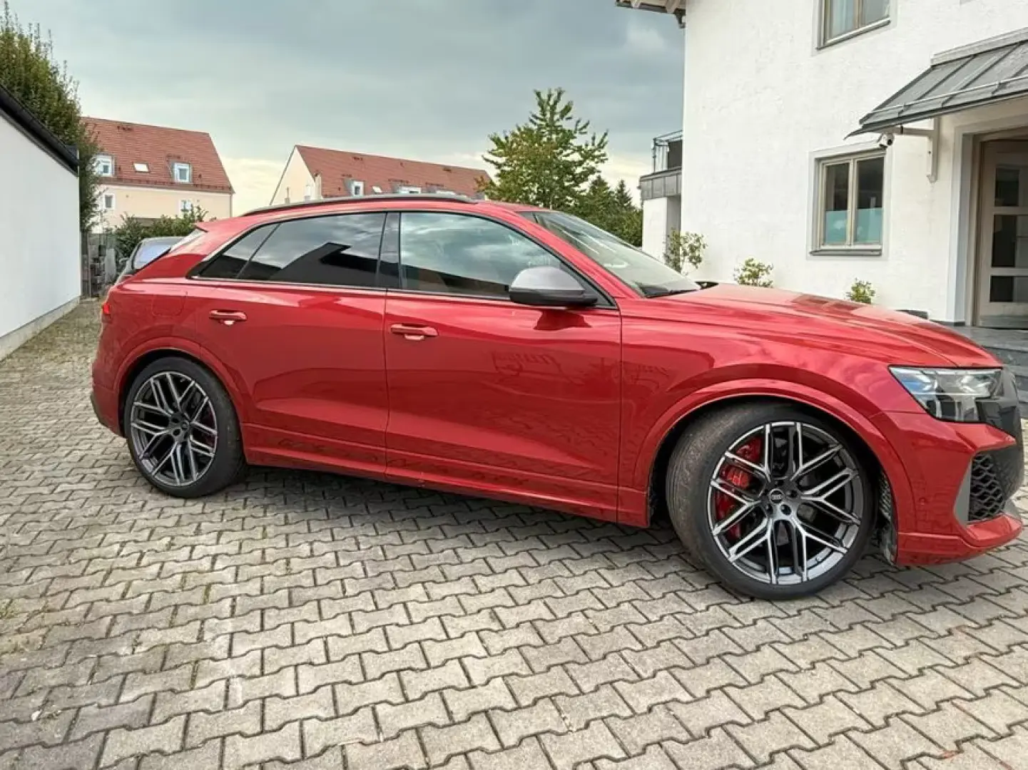 Audi Rsq8