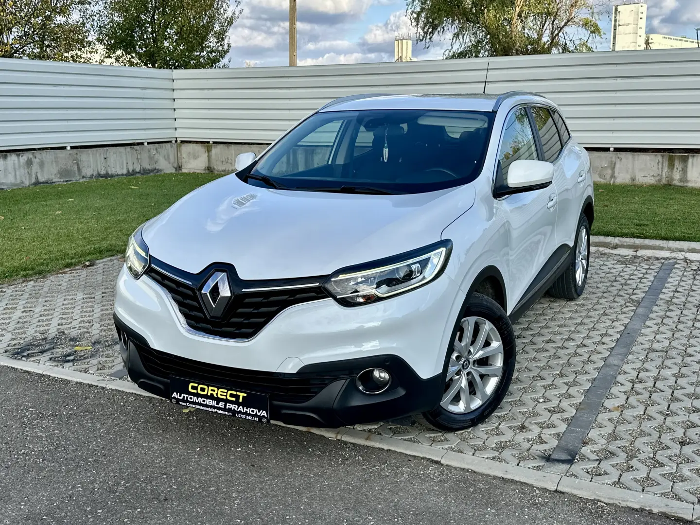 Renault Kadjar 1.5 diesel 110 cai navigatie garantie rate
