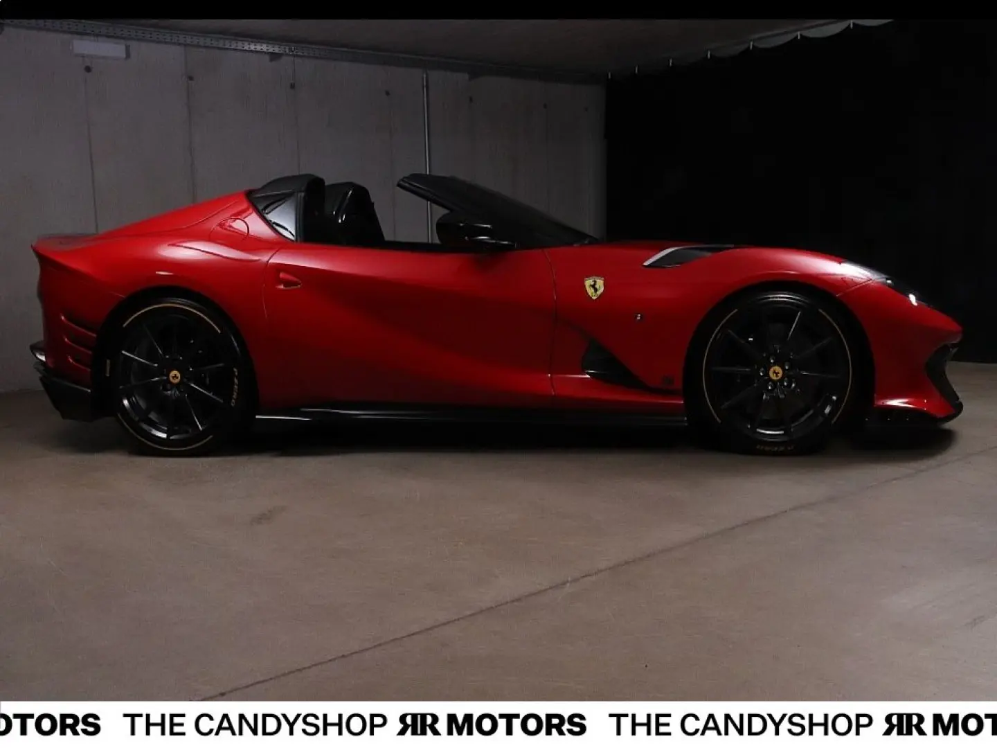 Ferrari 812