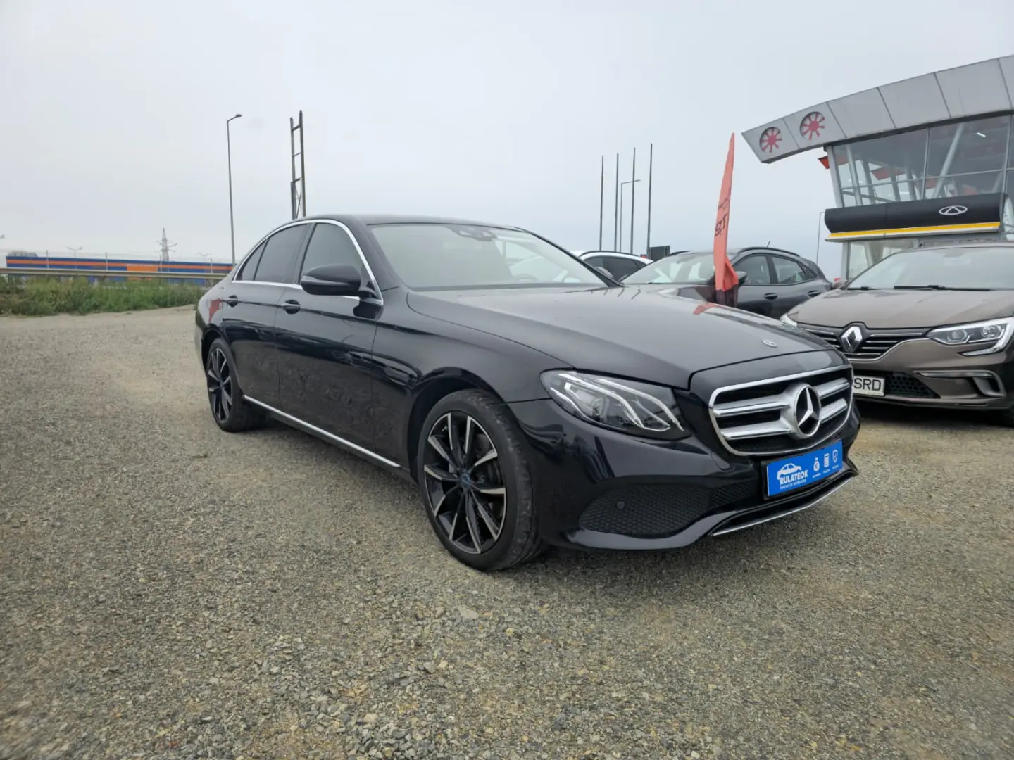 Mercedes-Benz E 220