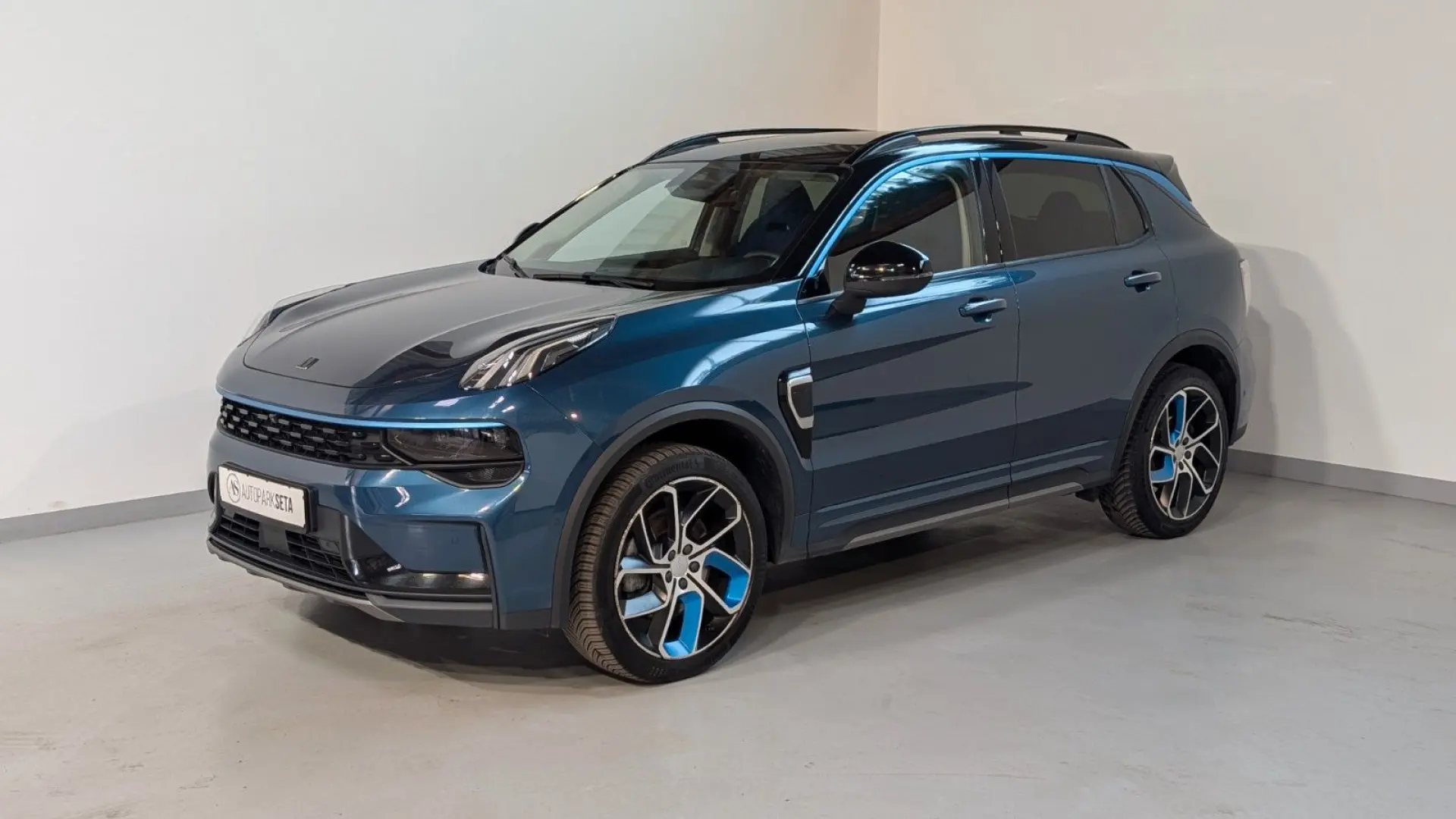 Lynk&Co 01