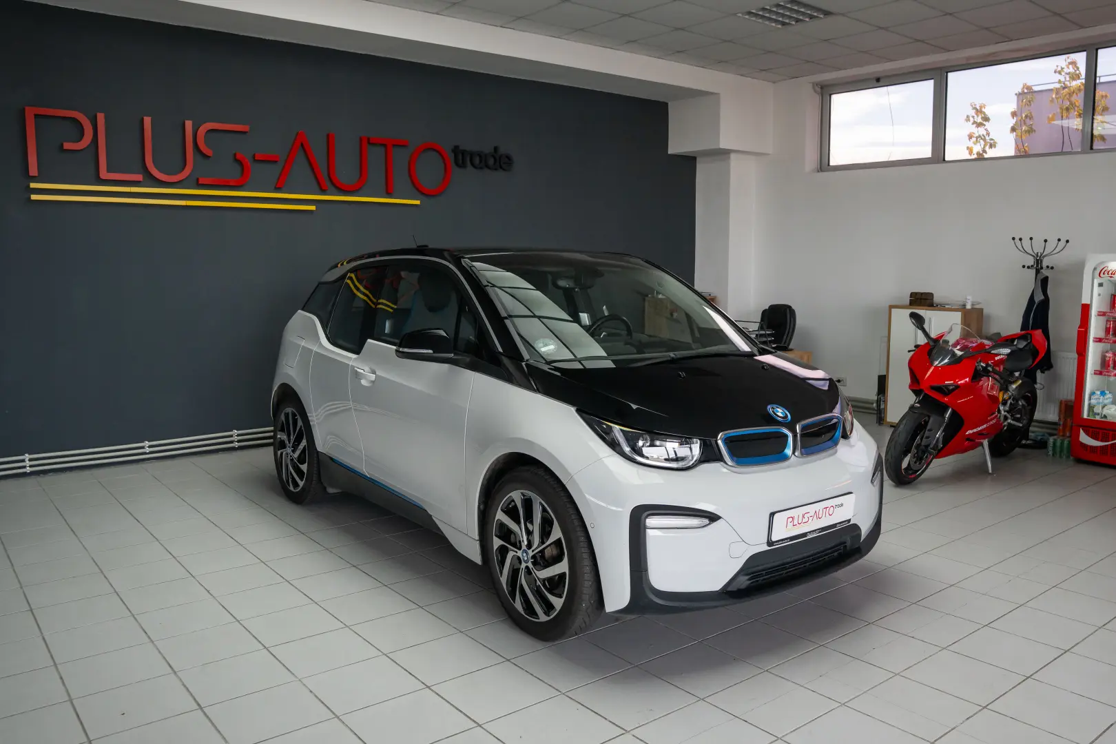 BMW I3