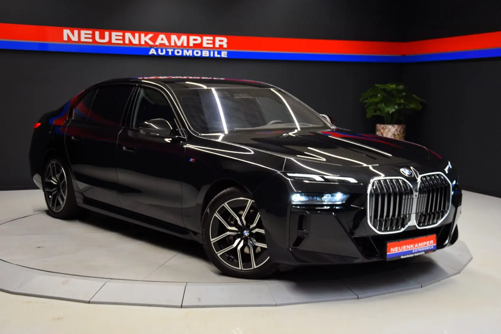 BMW 740