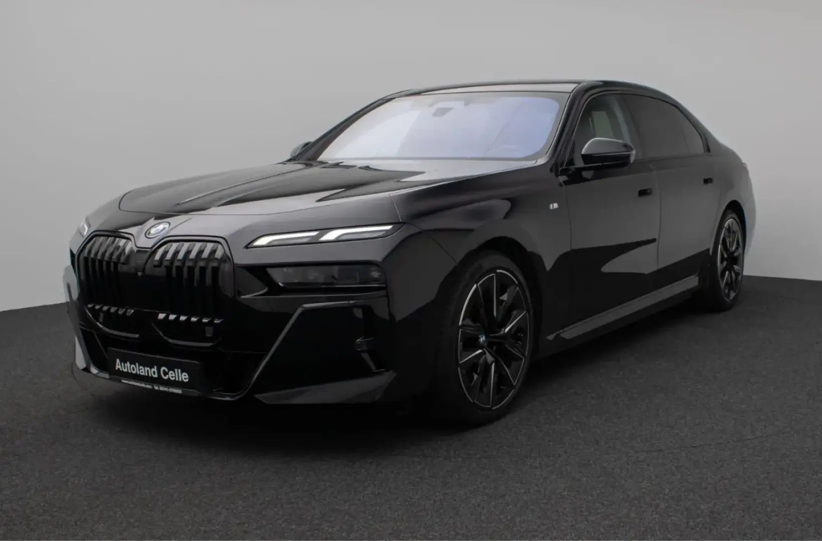 BMW I7