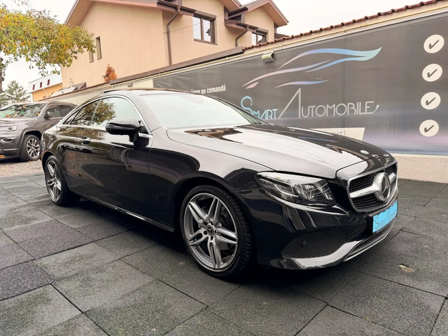 Mercedes-Benz E 220