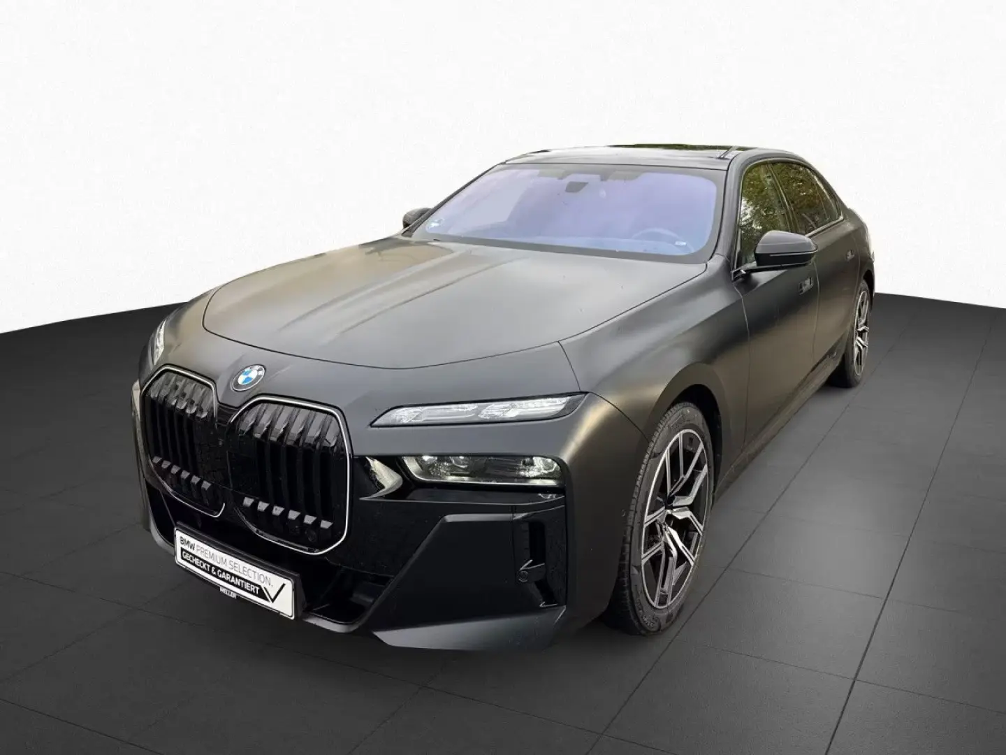 BMW 740