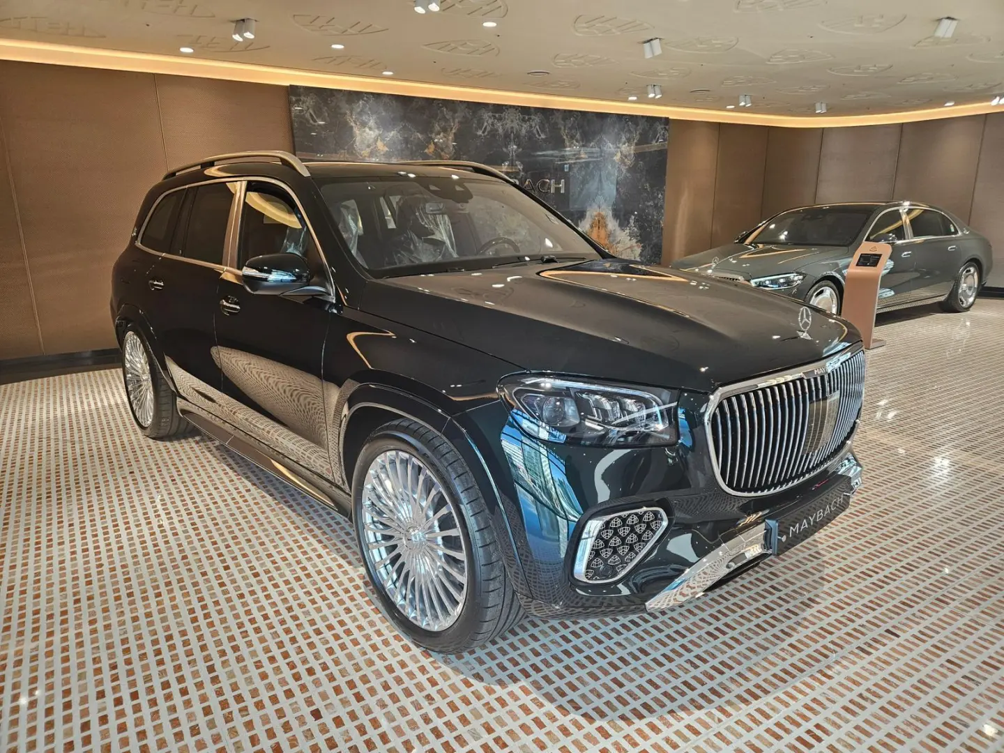 Mercedes-Benz Gls 600