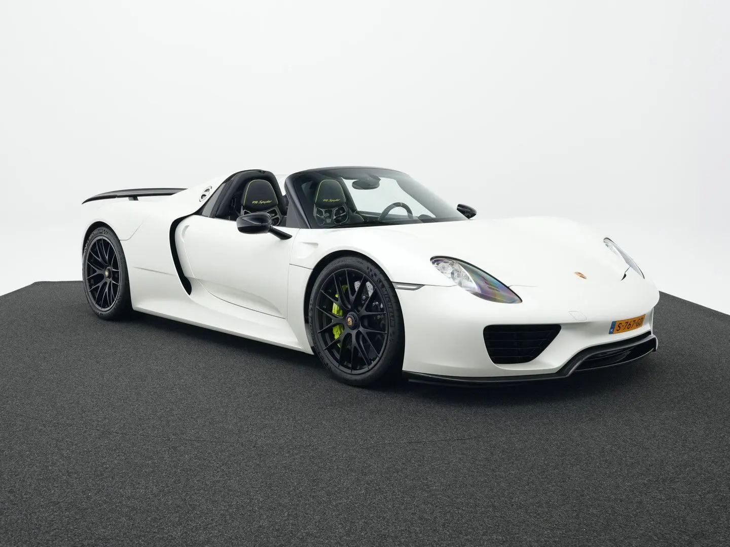 Porsche 918