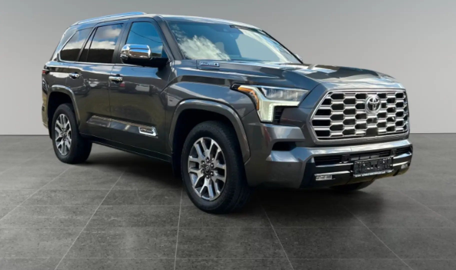 Toyota Sequoia