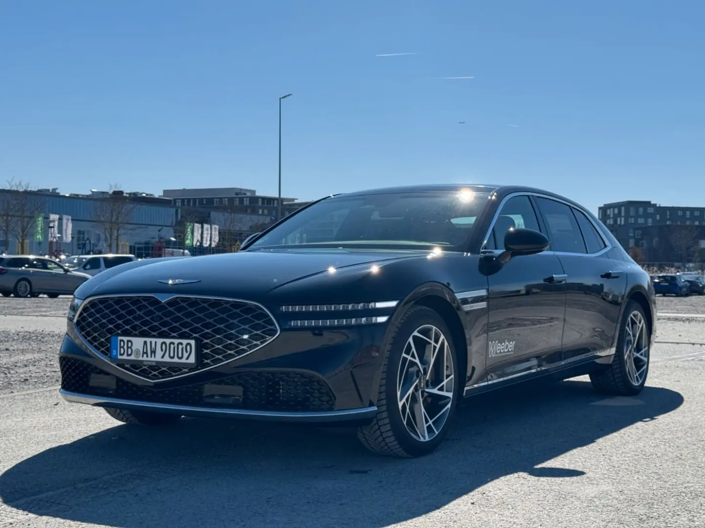 Genesis G90