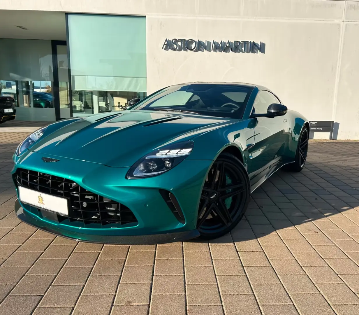 Aston Martin V8 Vantage