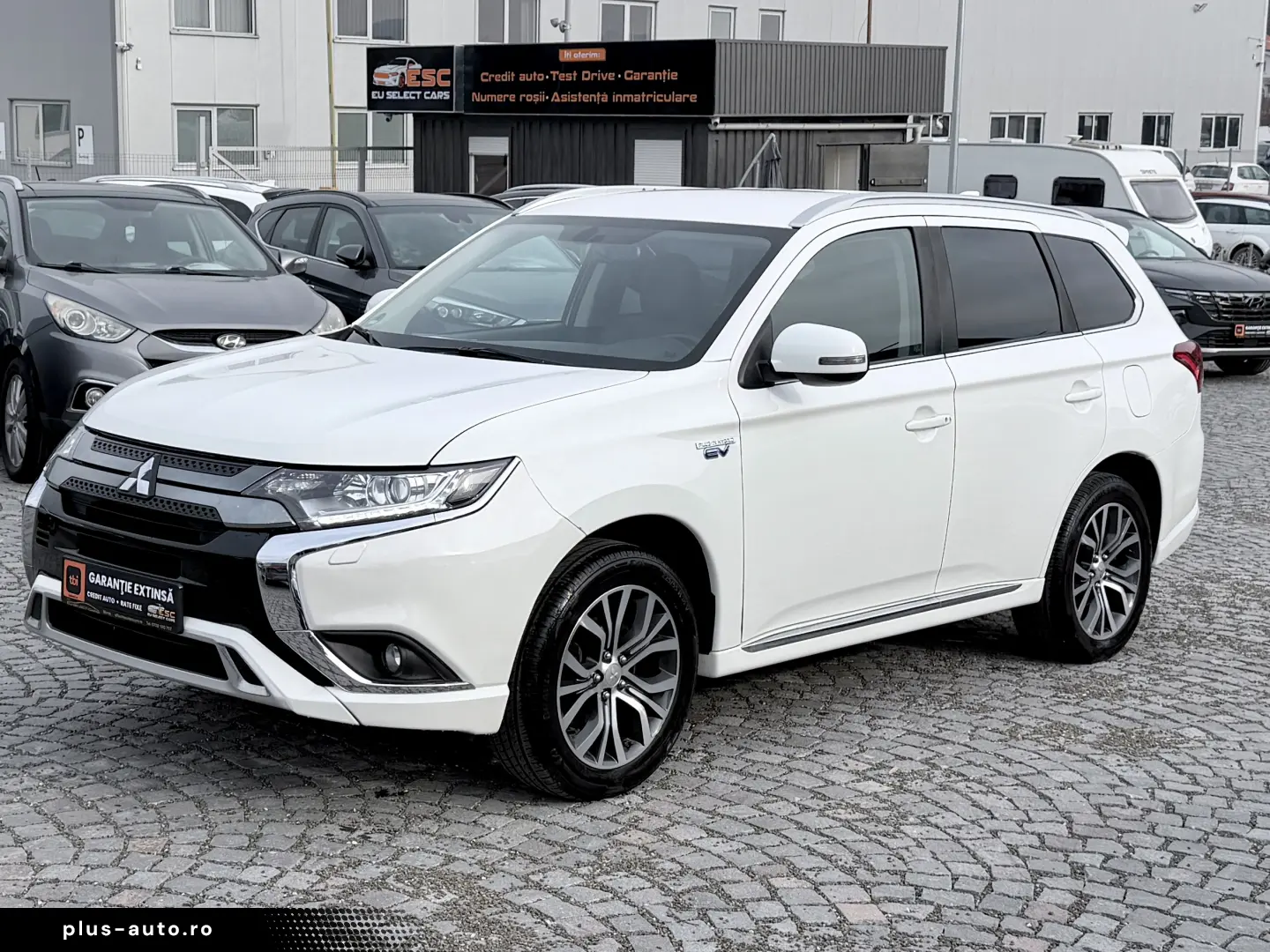 Mitsubishi Plug-In Hybrid Outlander