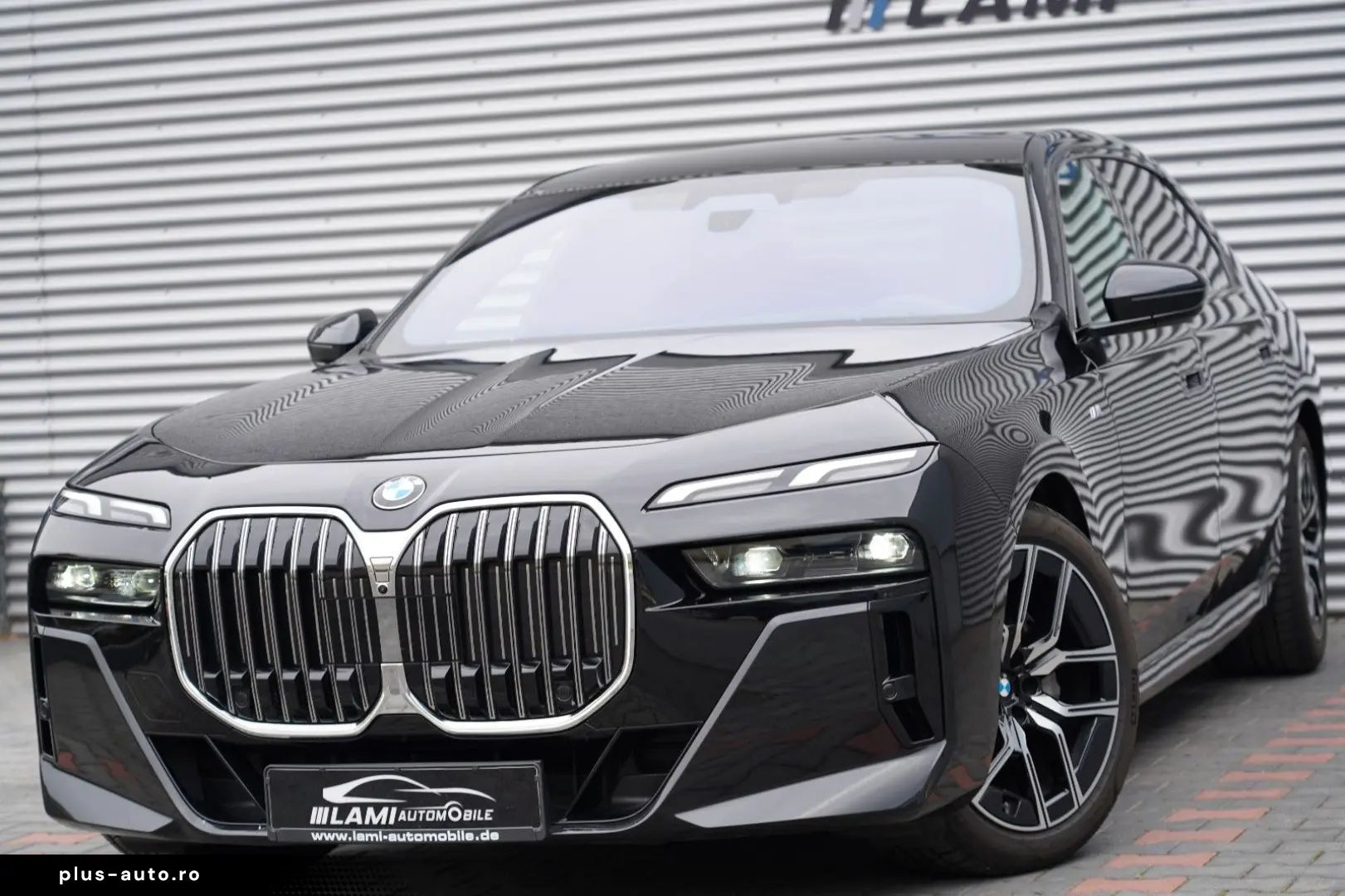 BMW 740