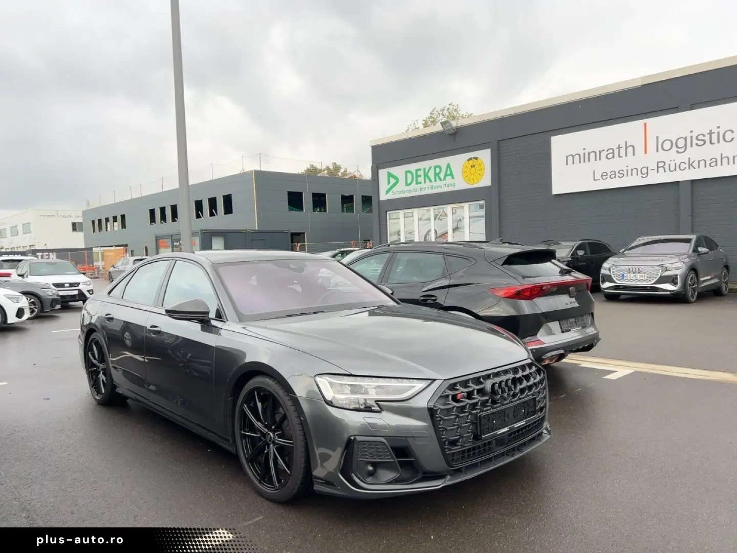 Audi S8