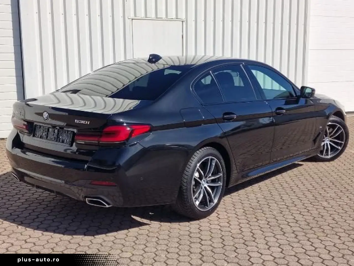BMW 530