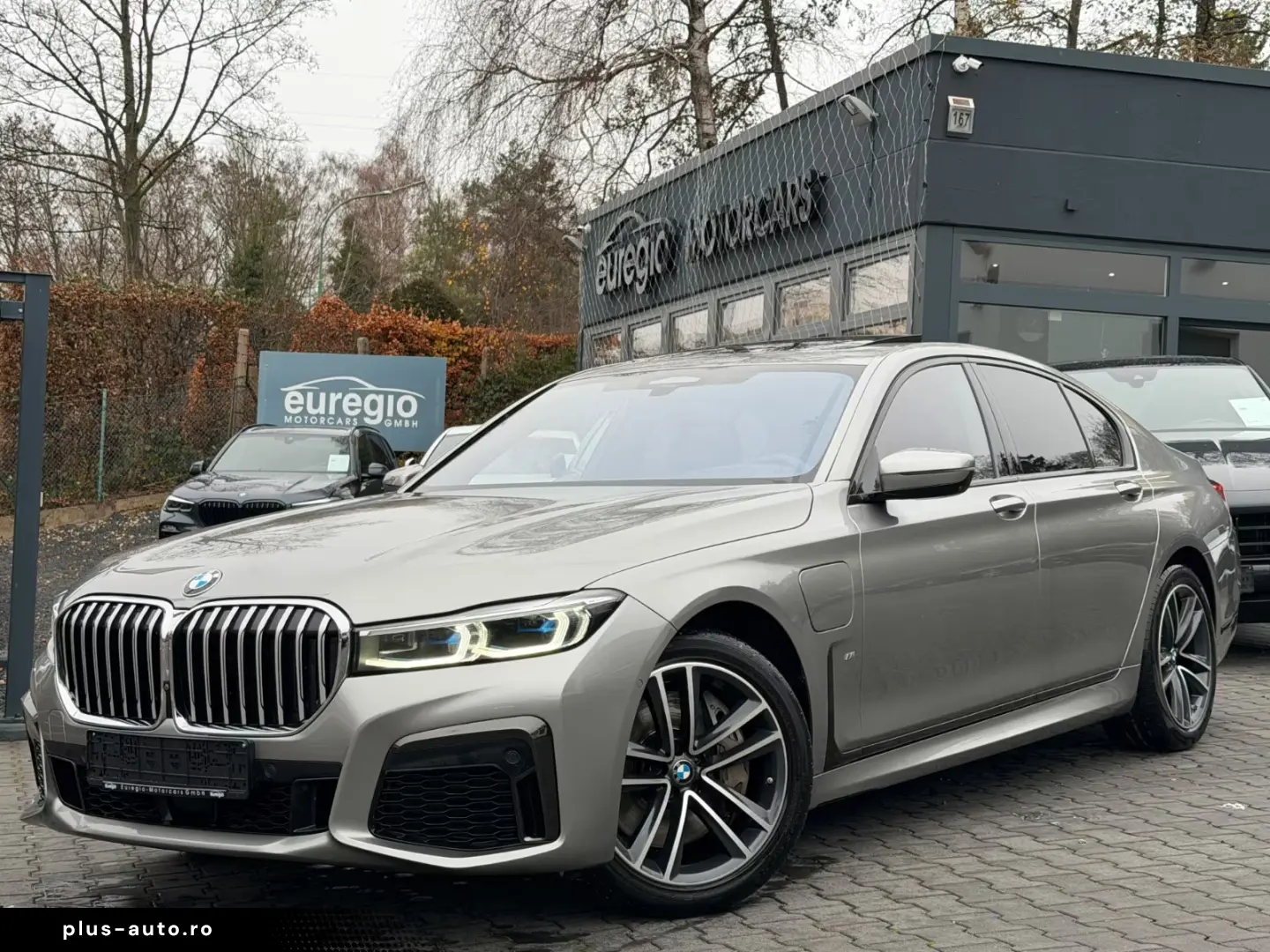 BMW 745