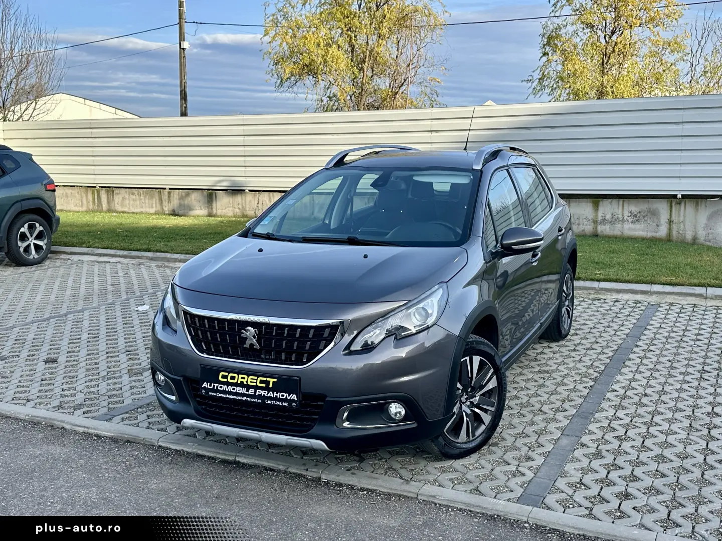 Peugeot 2008 navigatie 142.000 km garantie rate