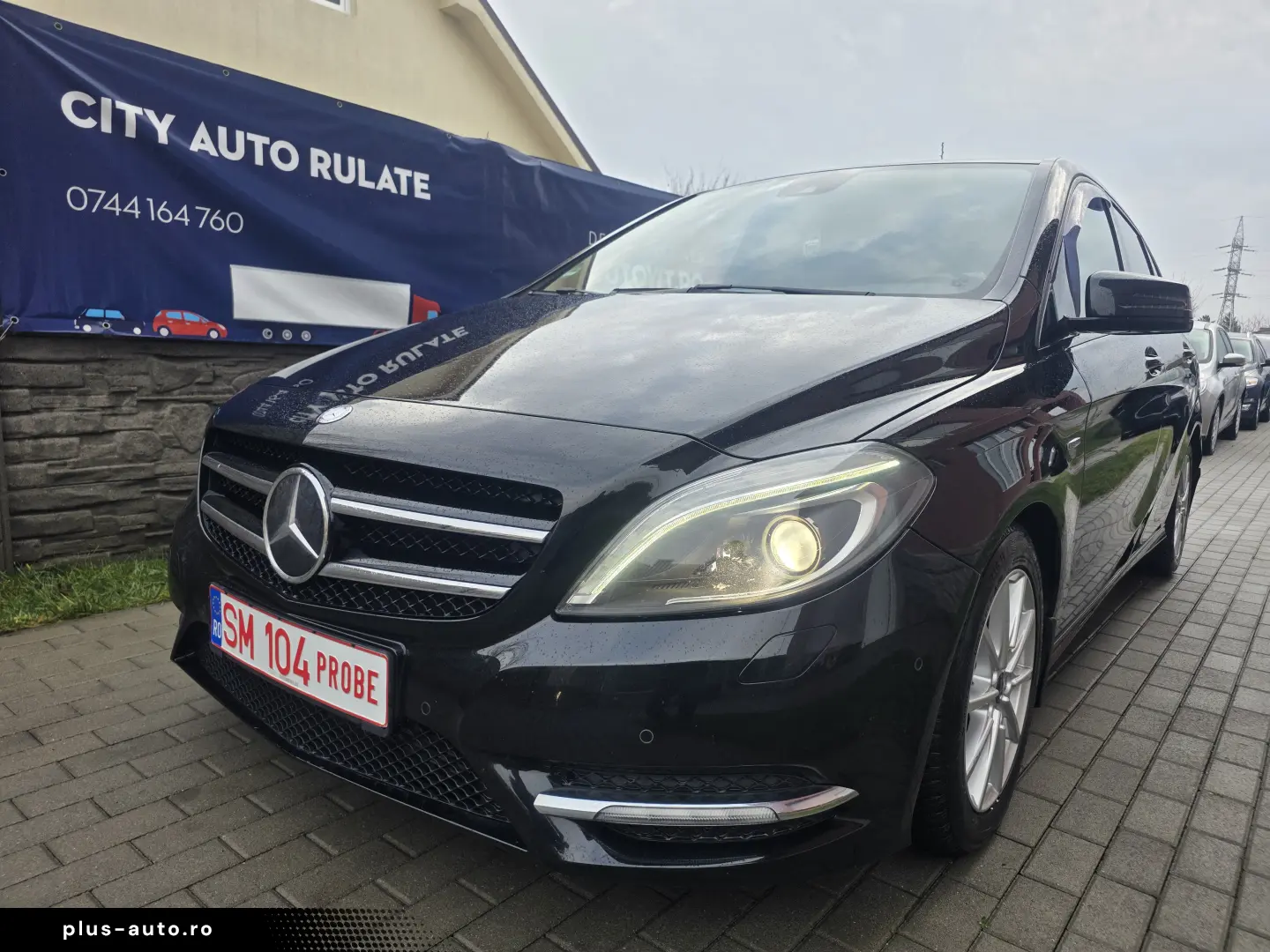 Mercedes-Benz B 200