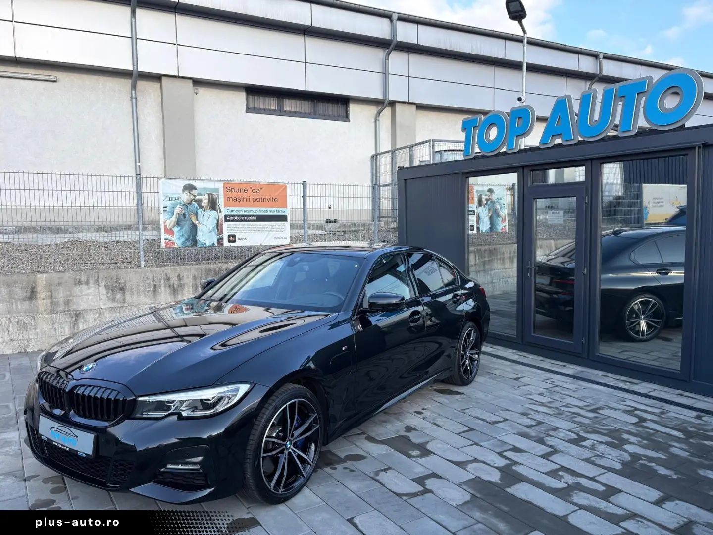 BMW 330