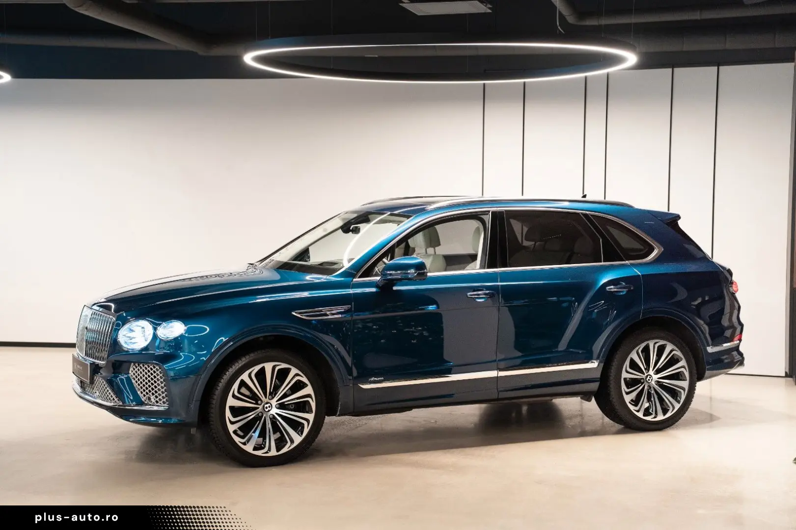 BENTLEY Bentayga 4.0 V8 EWB Azure 4WD Autom.