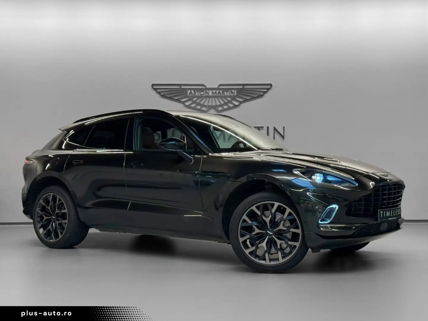 ASTON MARTIN DBX 4.0 V8
