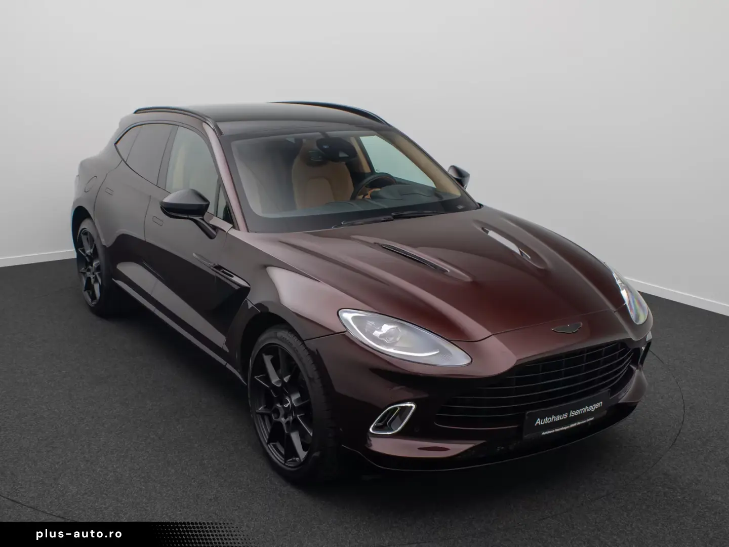 Aston Martin Dbx