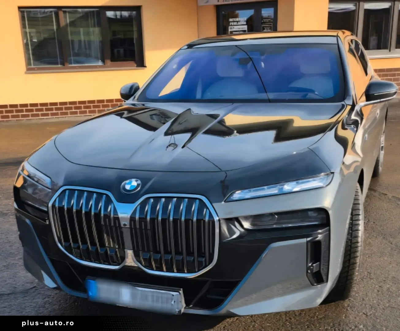 BMW 740