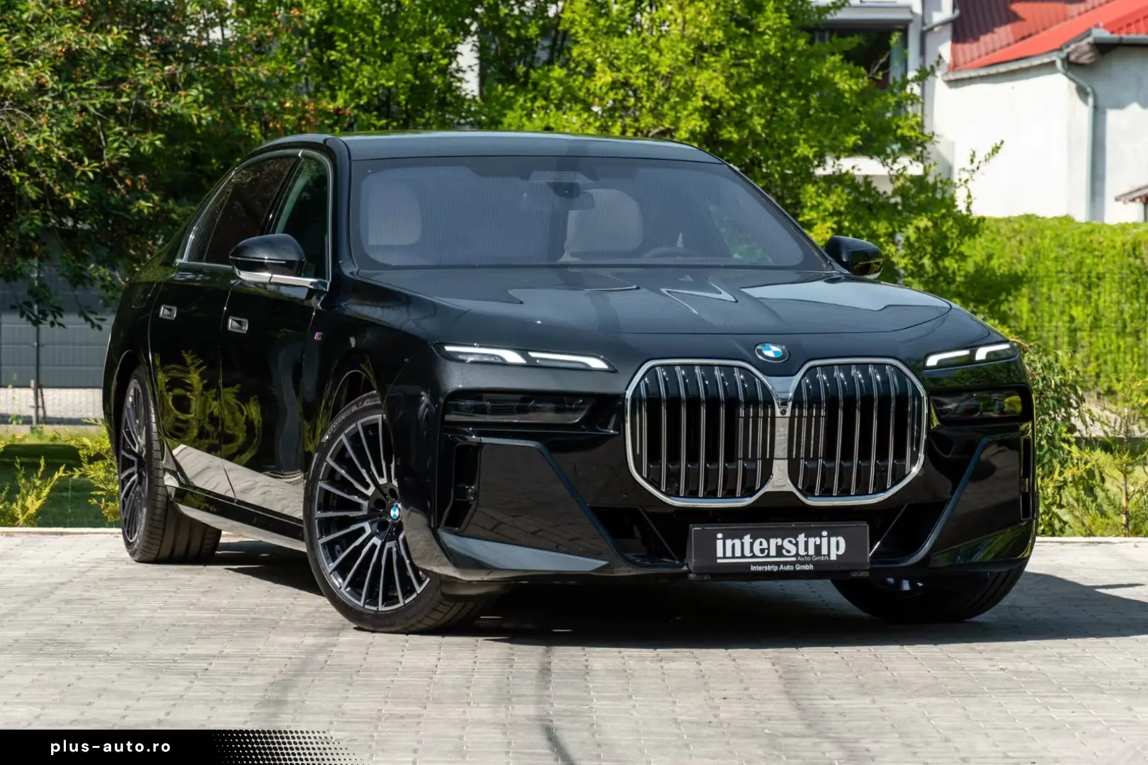 BMW 740
