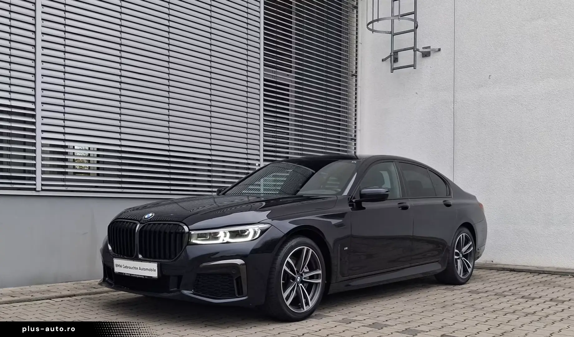 BMW 730
