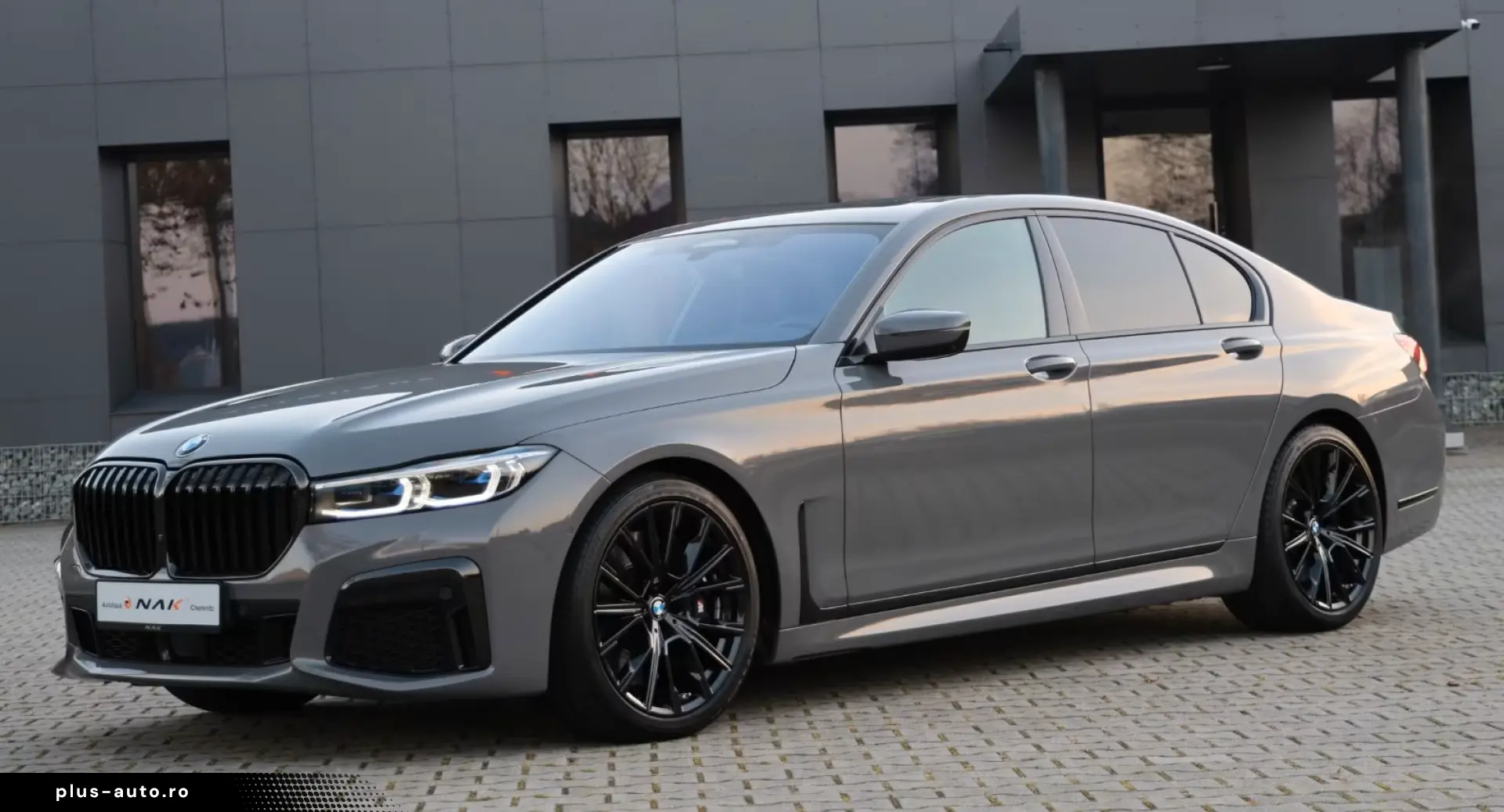 BMW 730