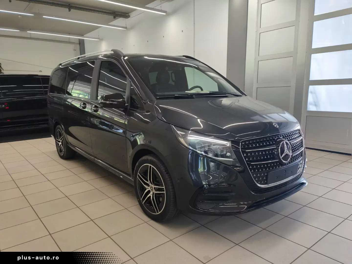 Mercedes-Benz V 250