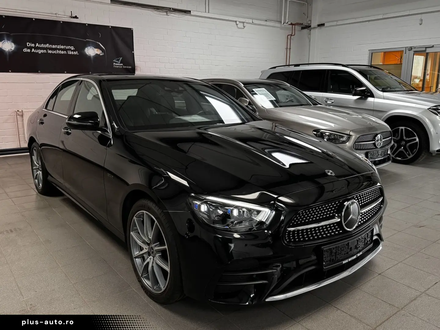 Mercedes-Benz E 300