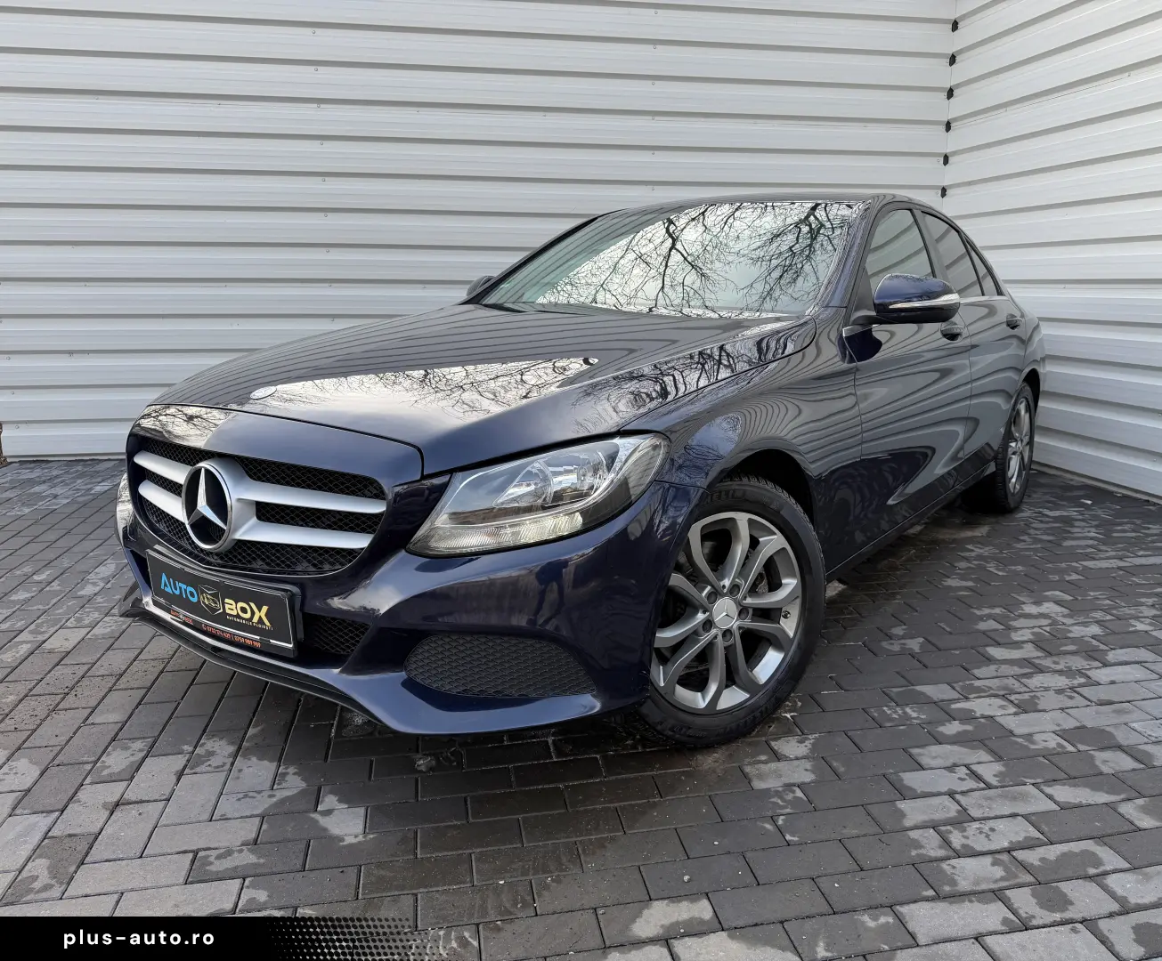Mercedes-Benz C 220