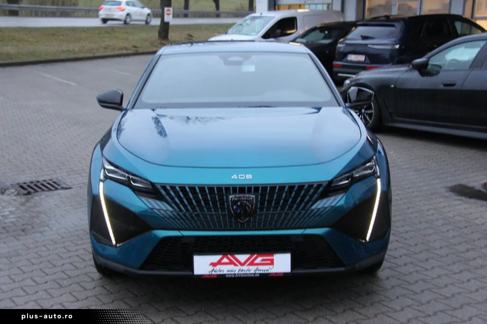 Peugeot 408