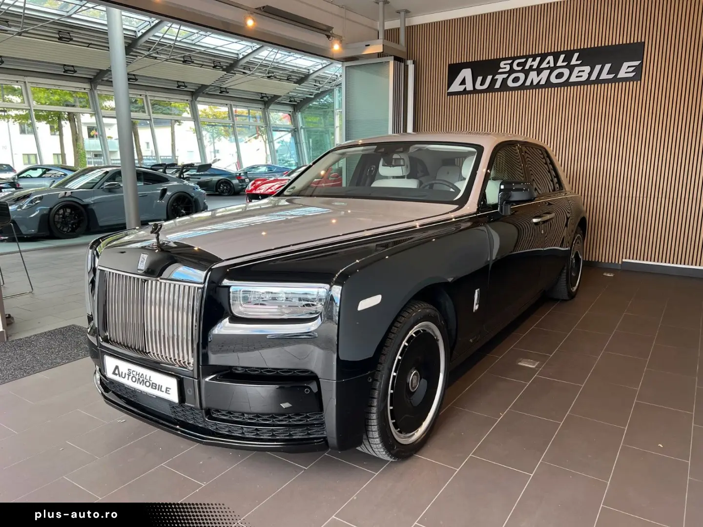 Rolls-Royce Phantom