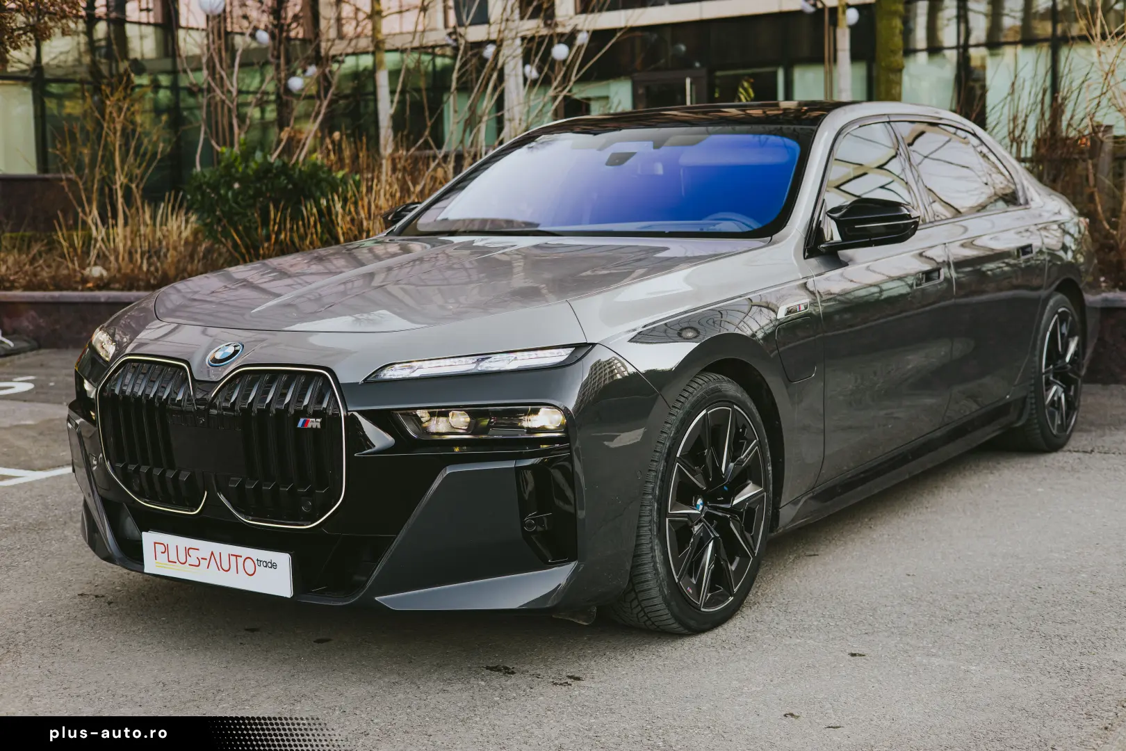 BMW M760