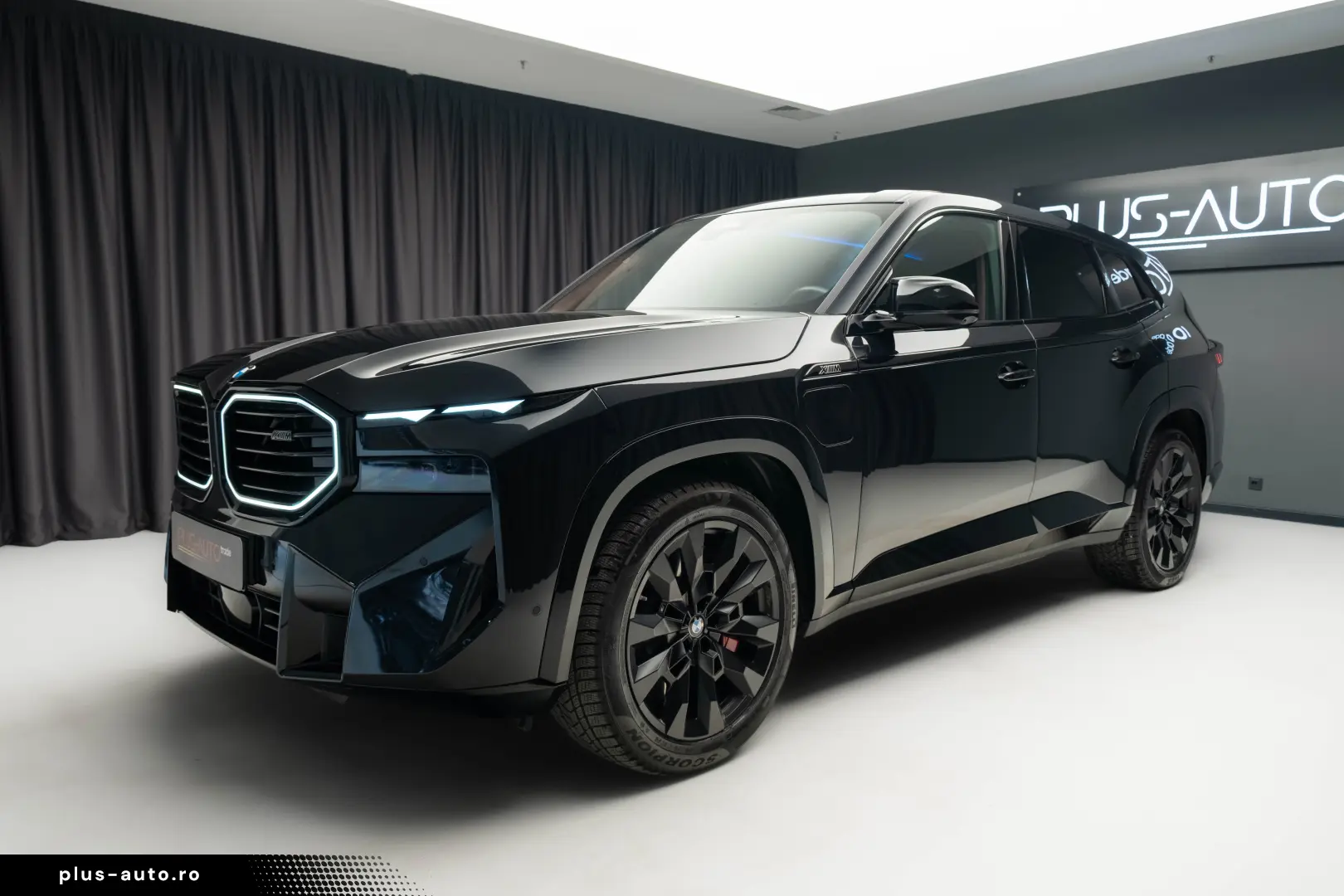 BMW Xm