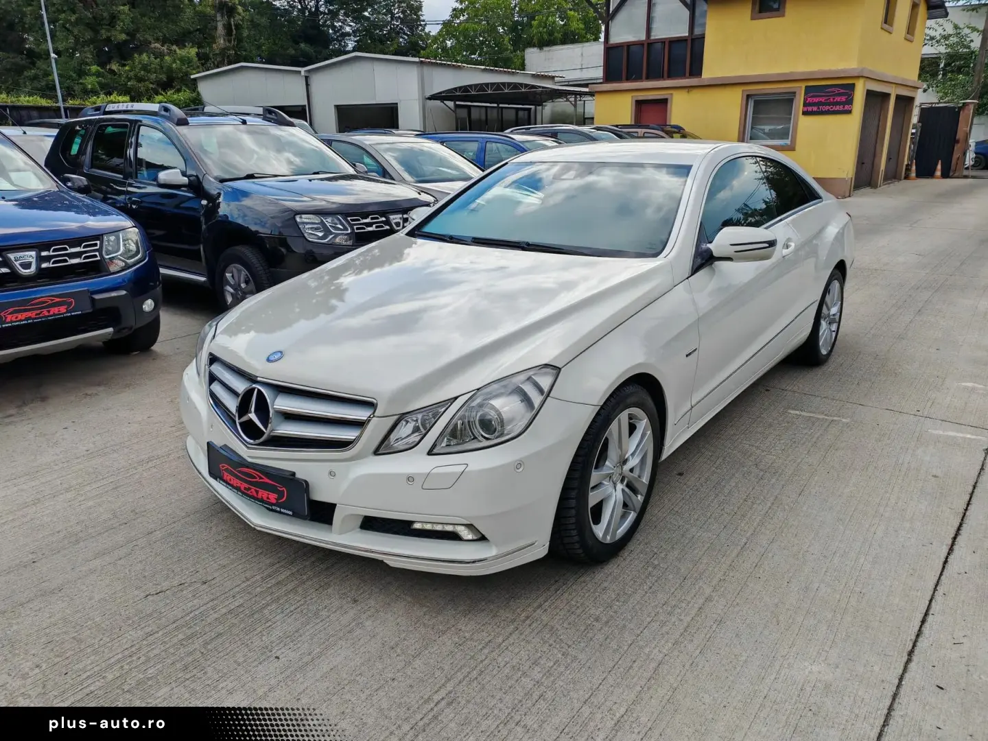 Mercedes-Benz E 200