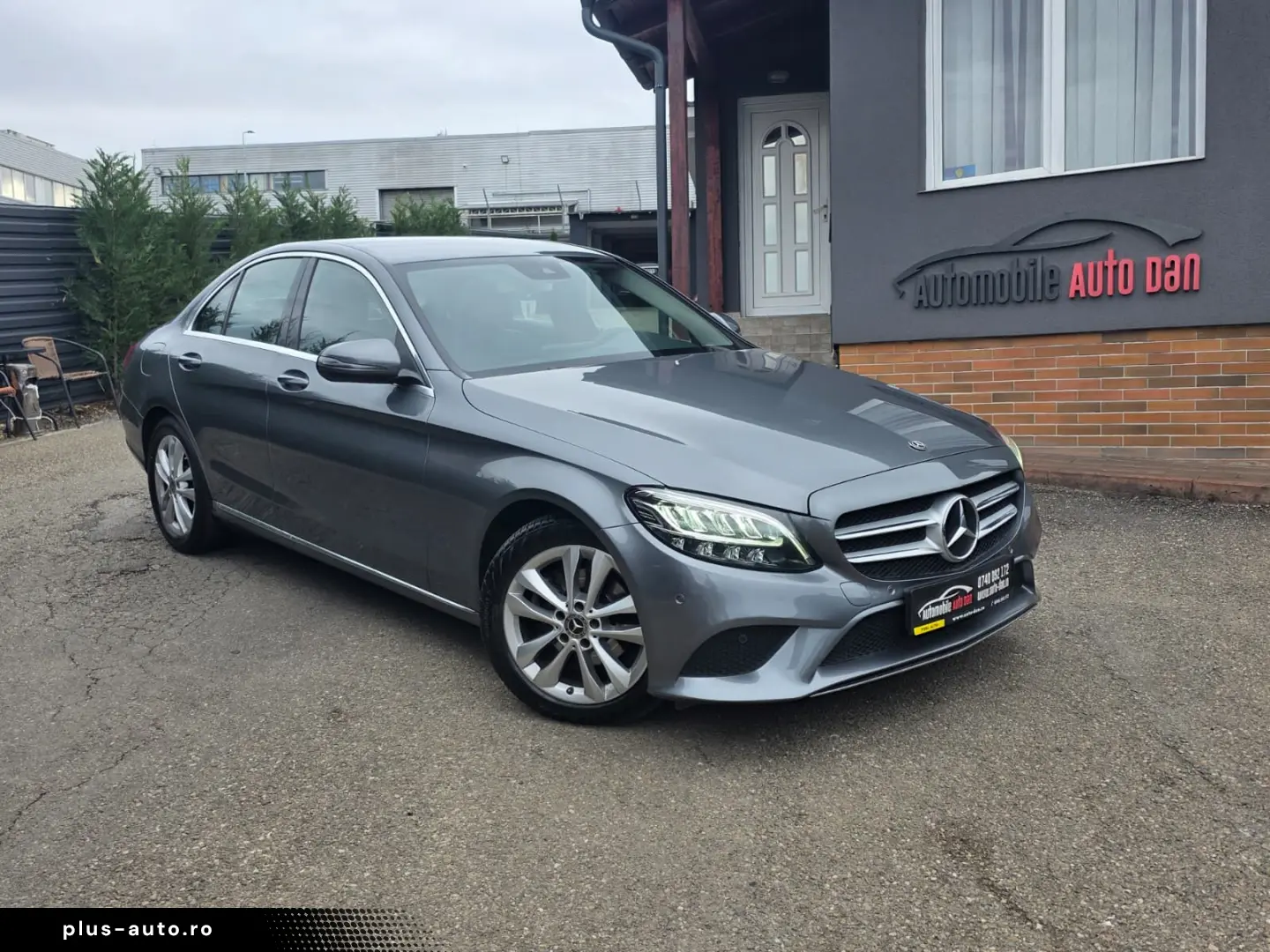 Mercedes-Benz C 180