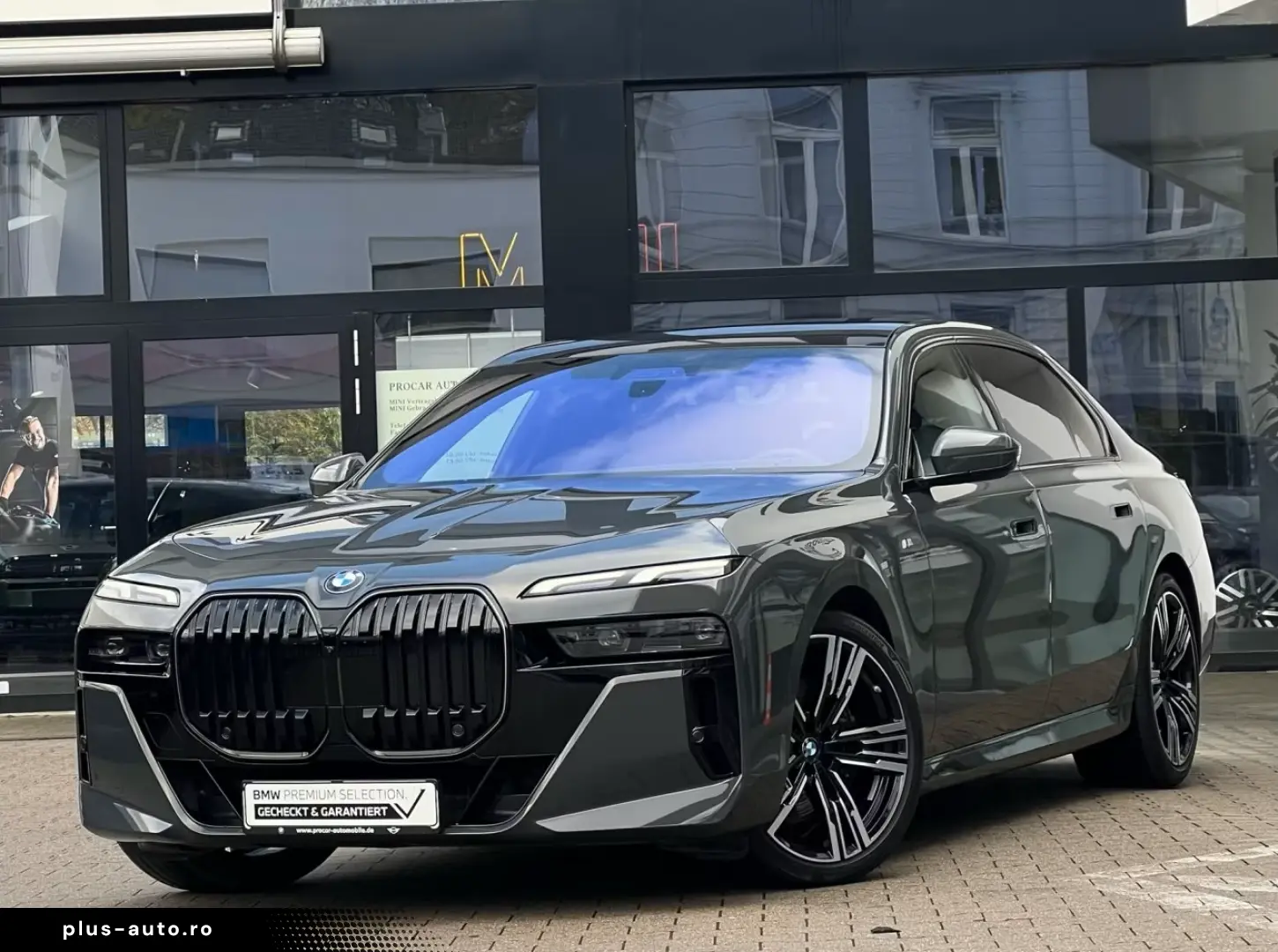 BMW 740