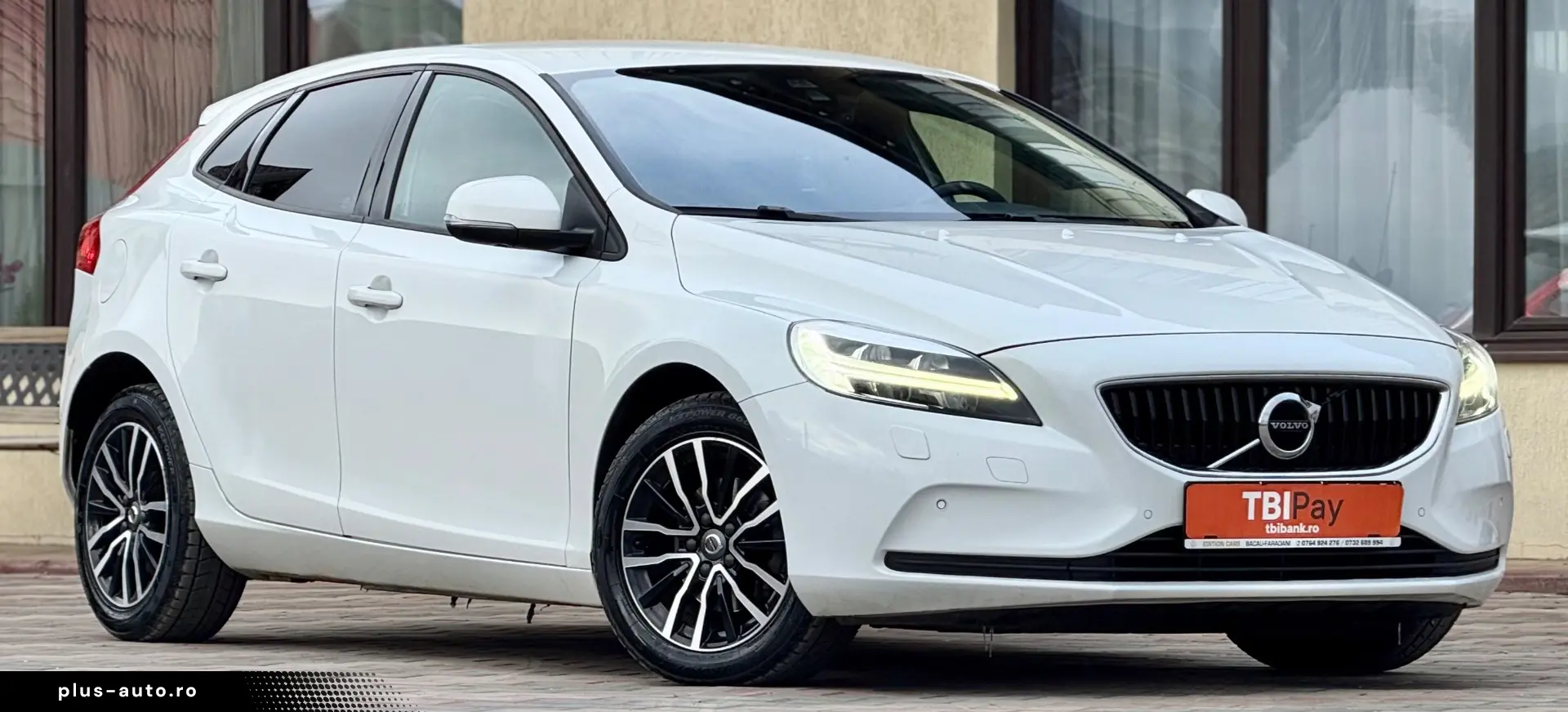 Volvo V40