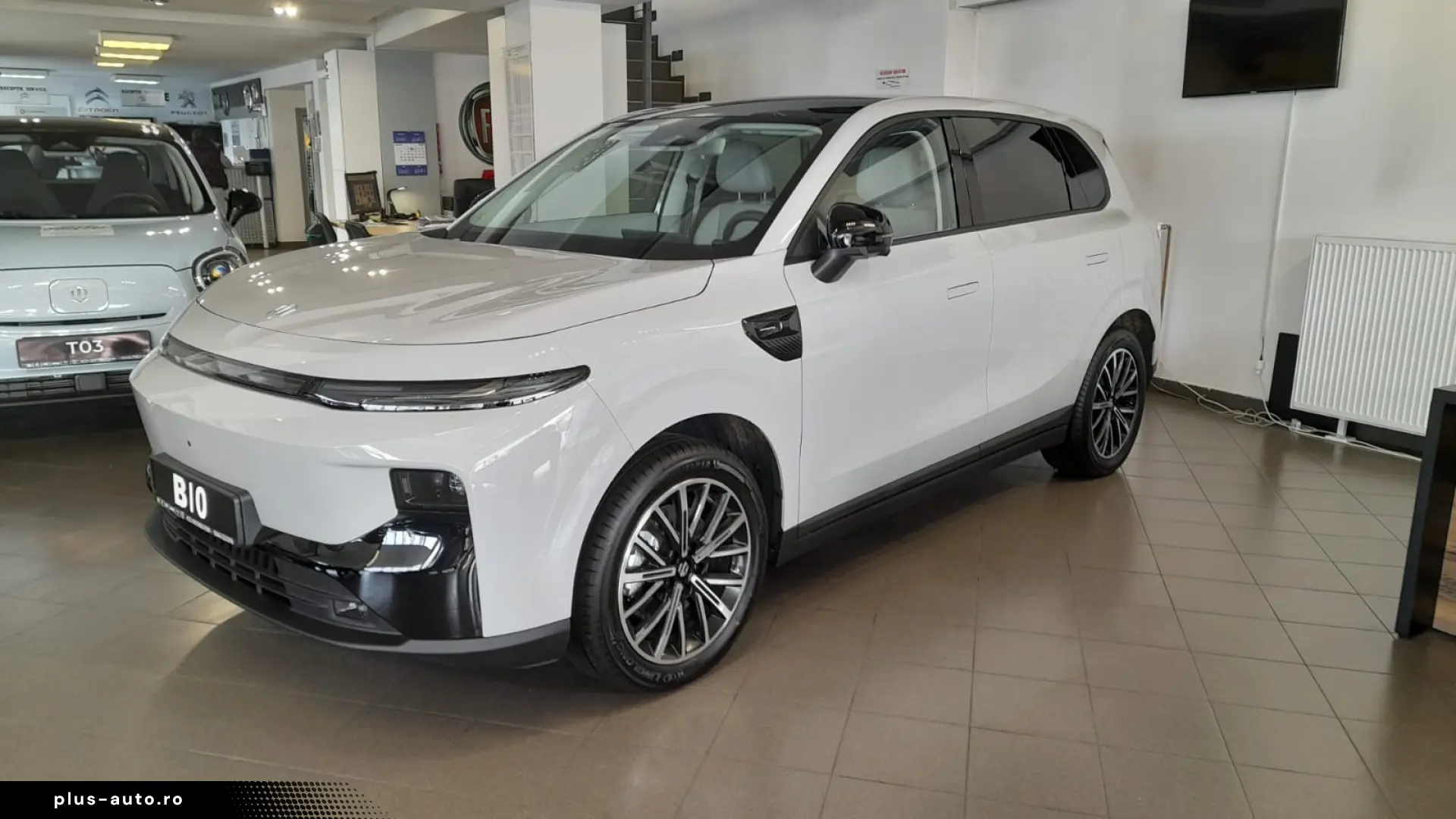 Leapmotor B10