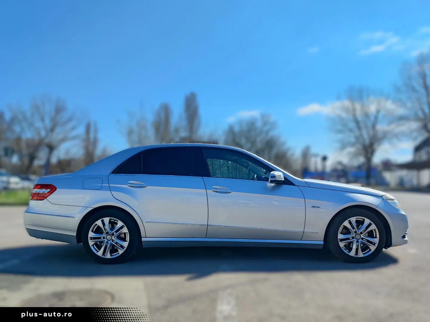 Mercedes-Benz E 220