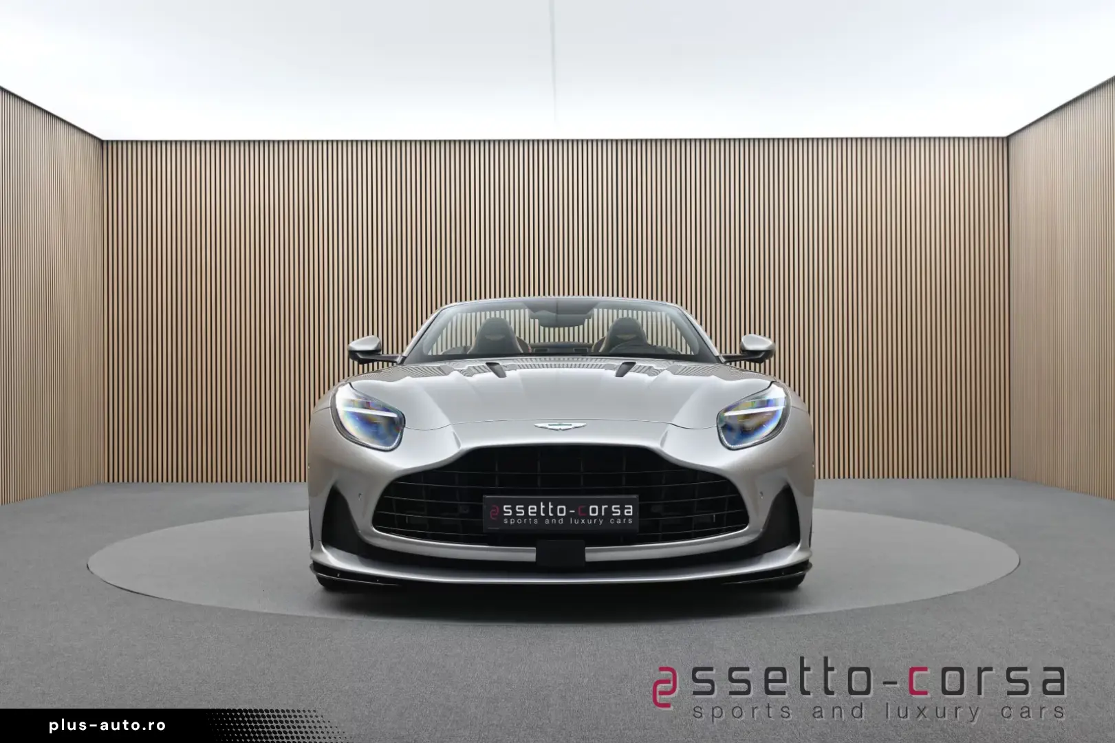 Aston Martin Db12