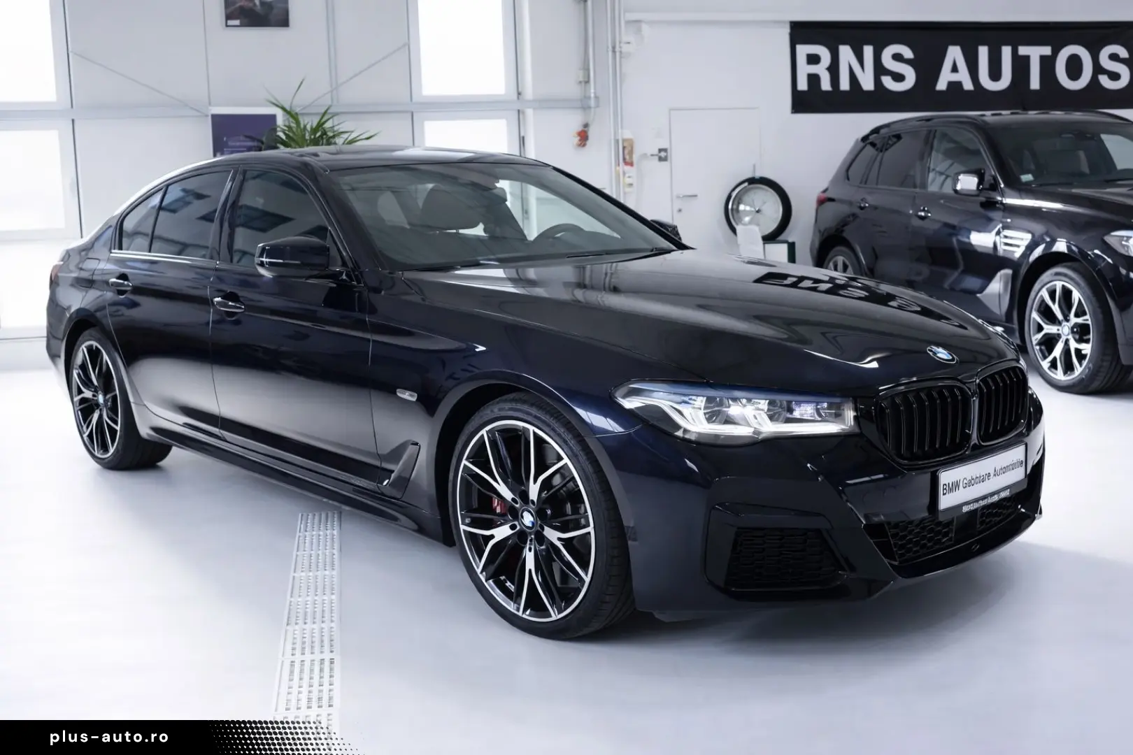 BMW 545
