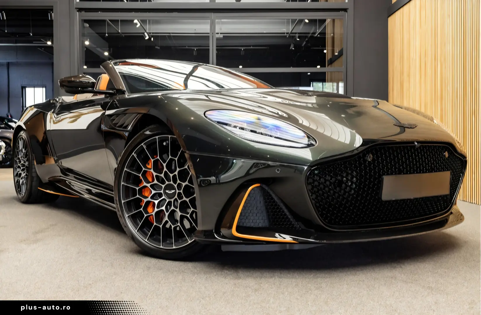 Aston Martin Dbs