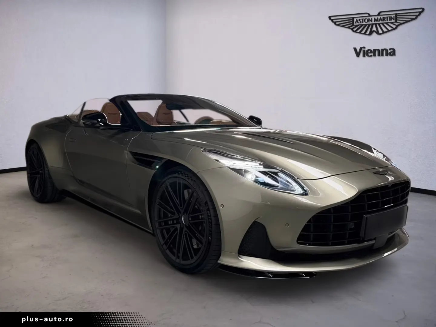 Aston Martin Db12