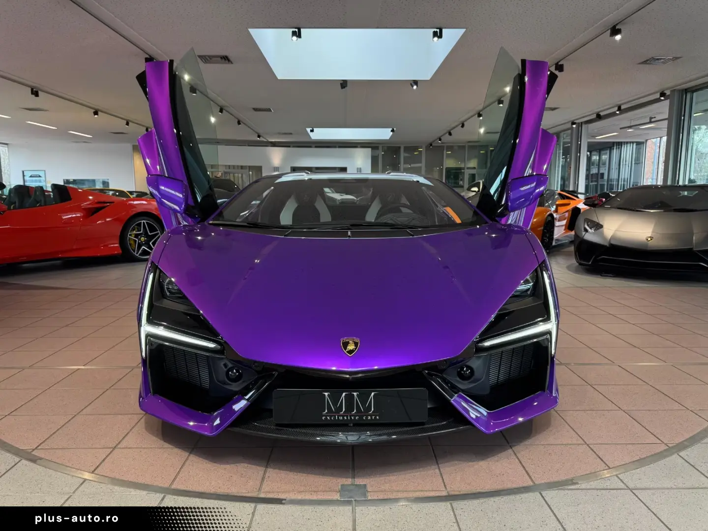 Lamborghini Revuelto